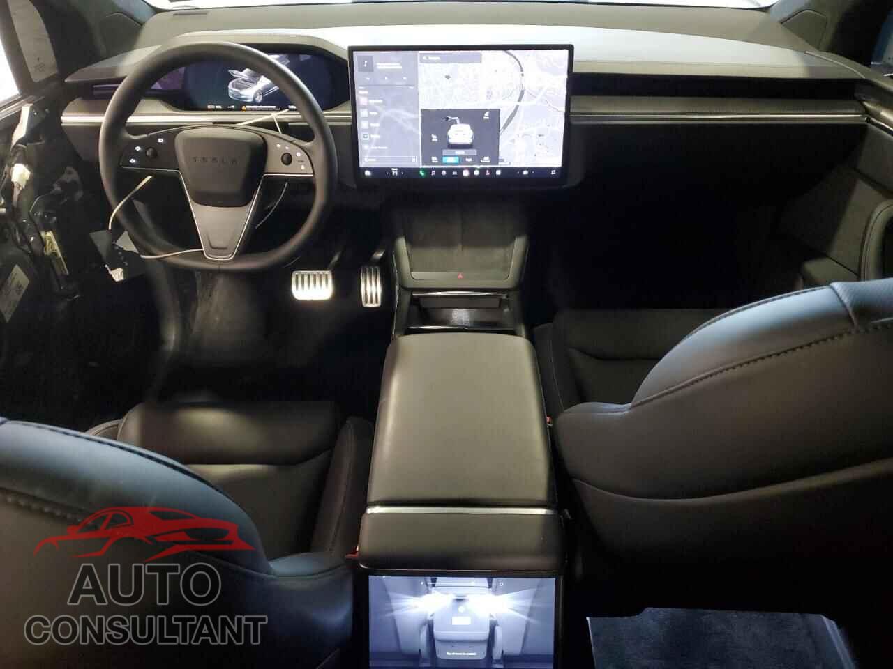 TESLA MODEL X 2024 - 7SAXCBE61RF439059