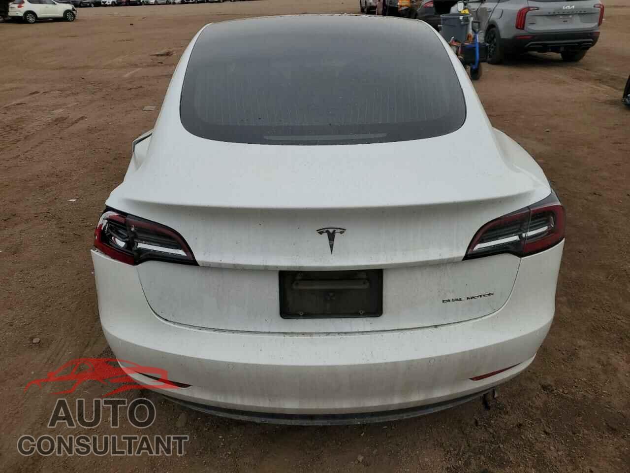 TESLA MODEL 3 2020 - 5YJ3E1EB6LF711707
