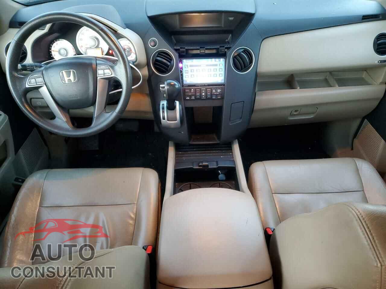 HONDA PILOT 2010 - 5FNYF3H45AB008432