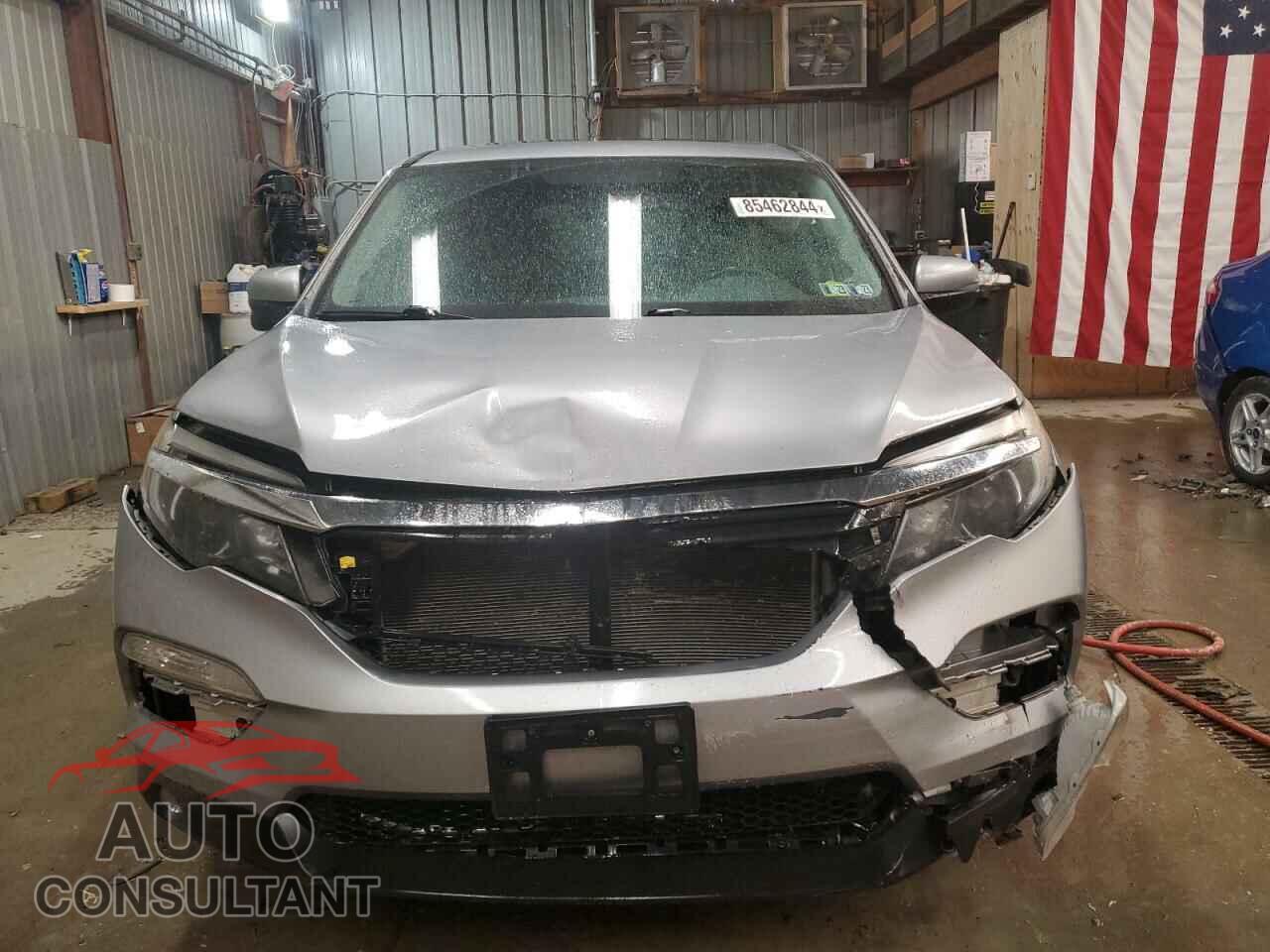 HONDA PILOT 2016 - 5FNYF6H54GB096117