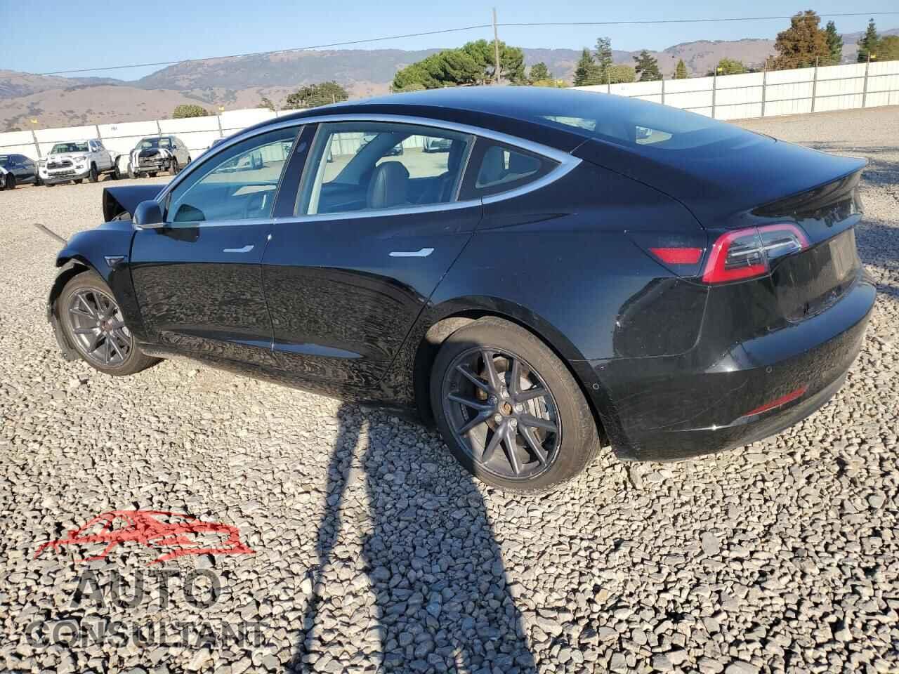 TESLA MODEL 3 2018 - 5YJ3E1EA7JF057112