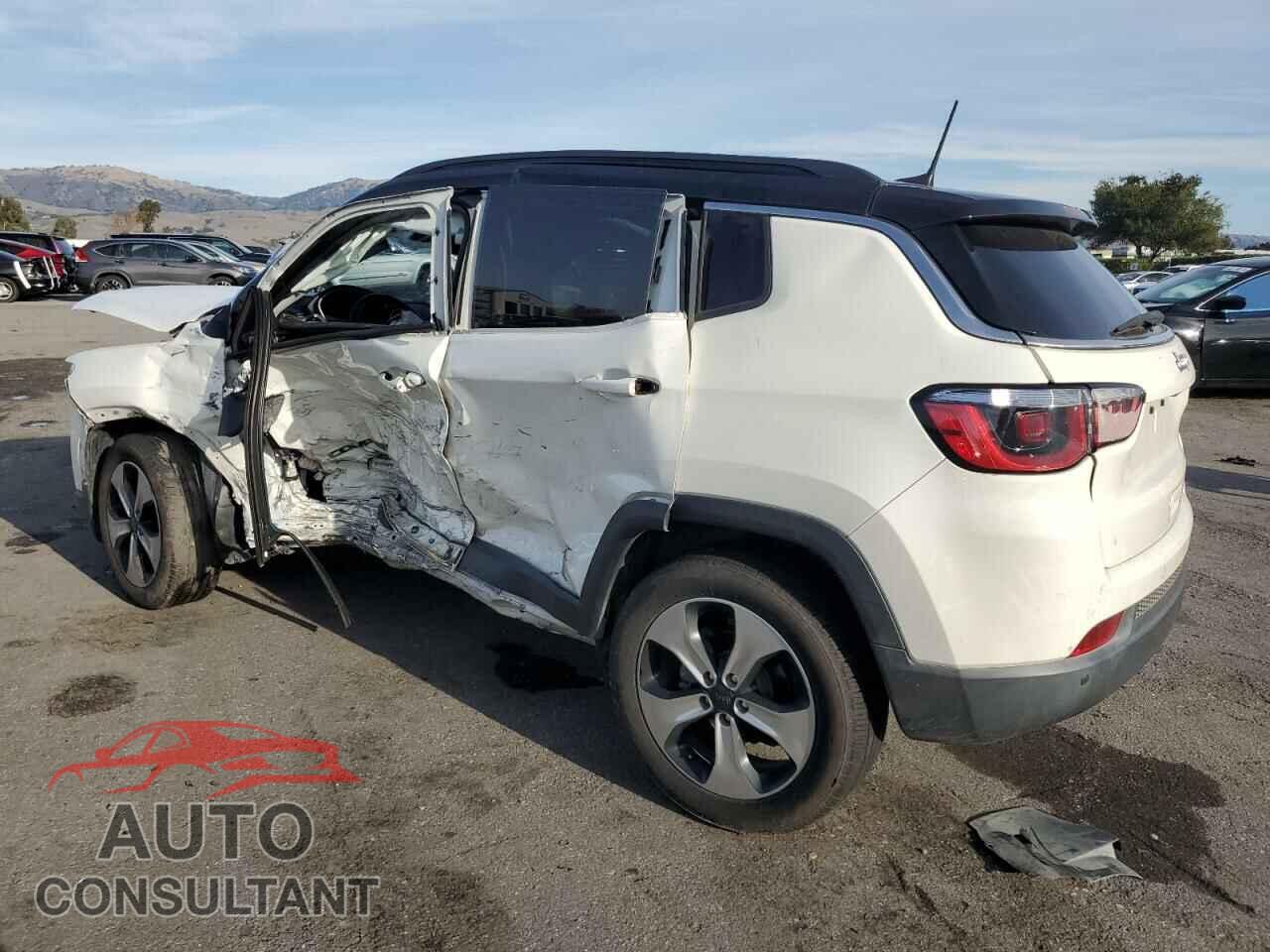 JEEP COMPASS 2018 - 3C4NJCBB7JT124452