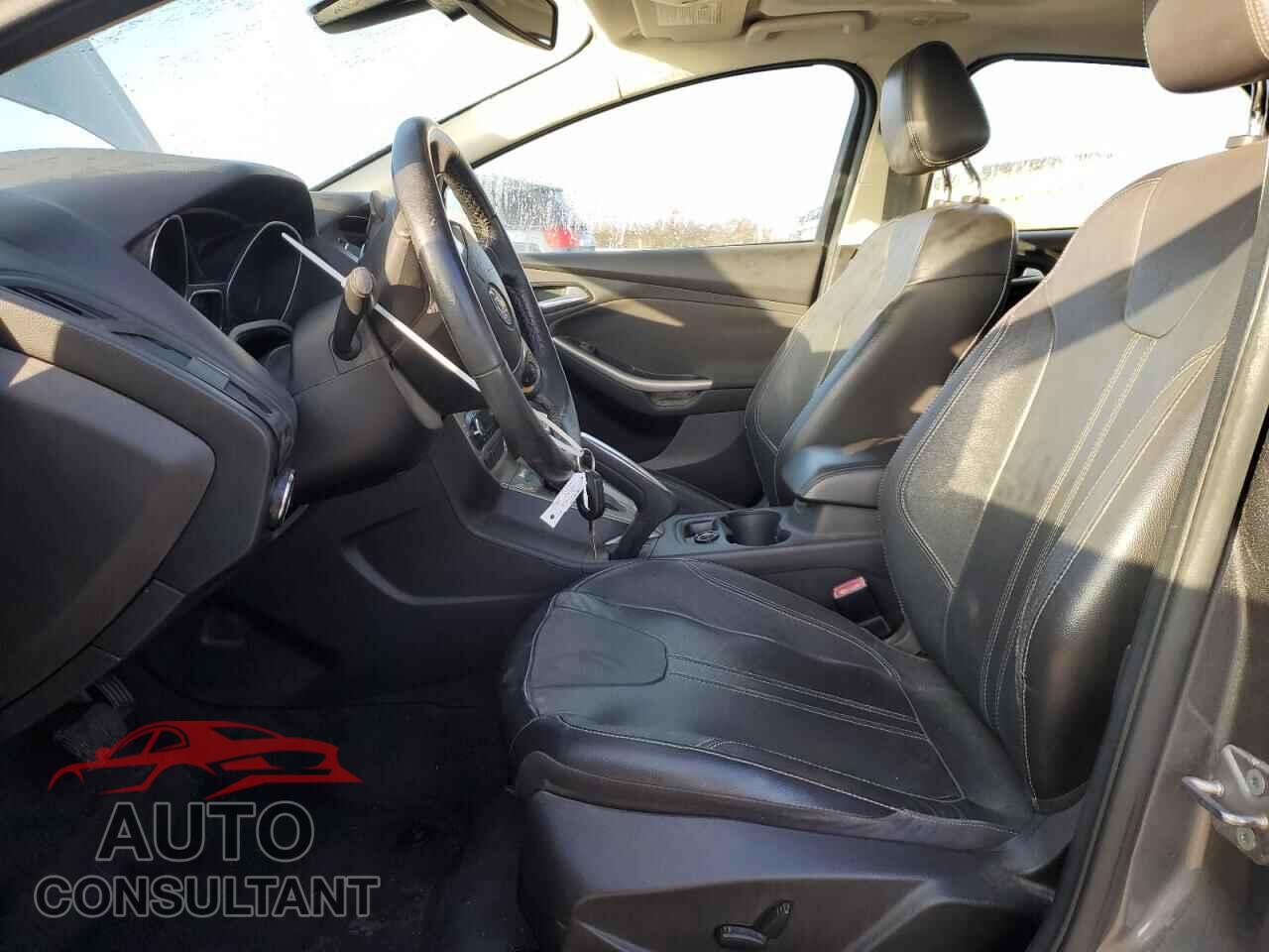 FORD FOCUS 2012 - 1FAHP3H20CL324810