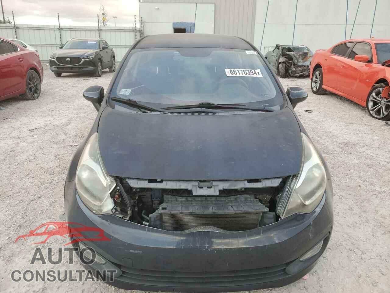 KIA RIO 2013 - KNADN4A32D6304479