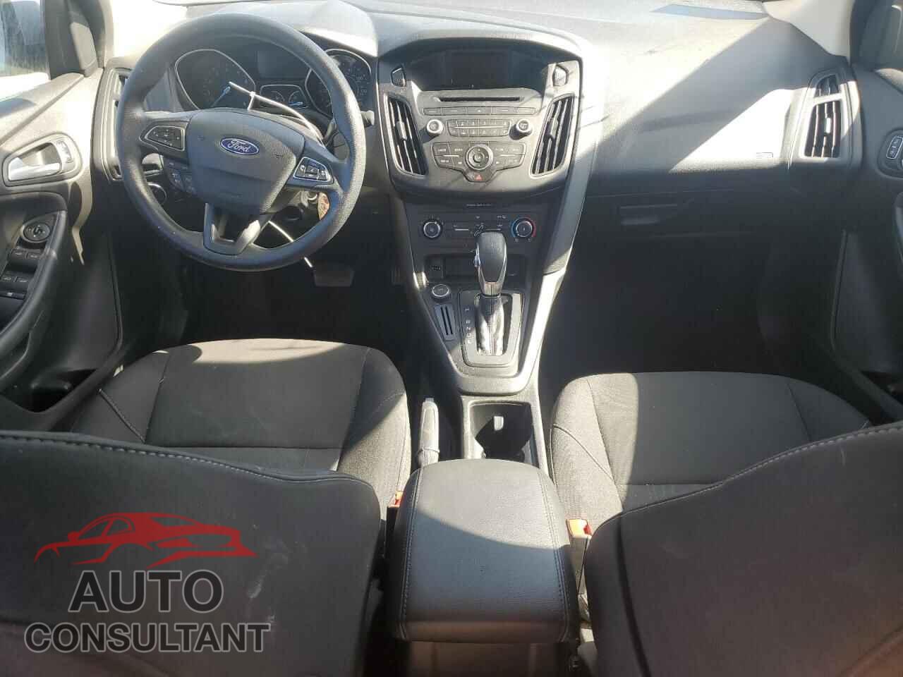 FORD FOCUS 2017 - 1FADP3F20HL329711