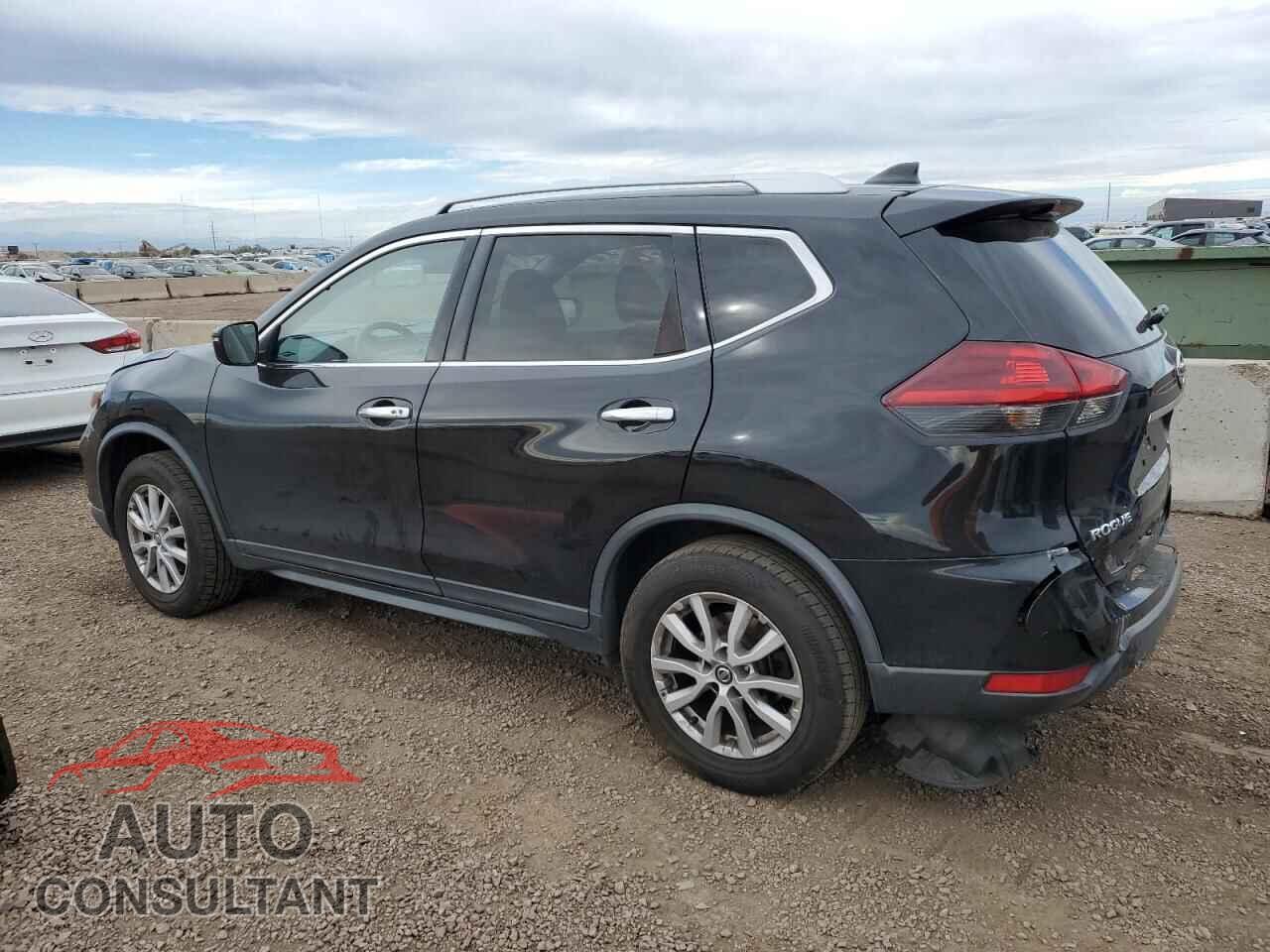 NISSAN ROGUE 2018 - KNMAT2MVXJP621316