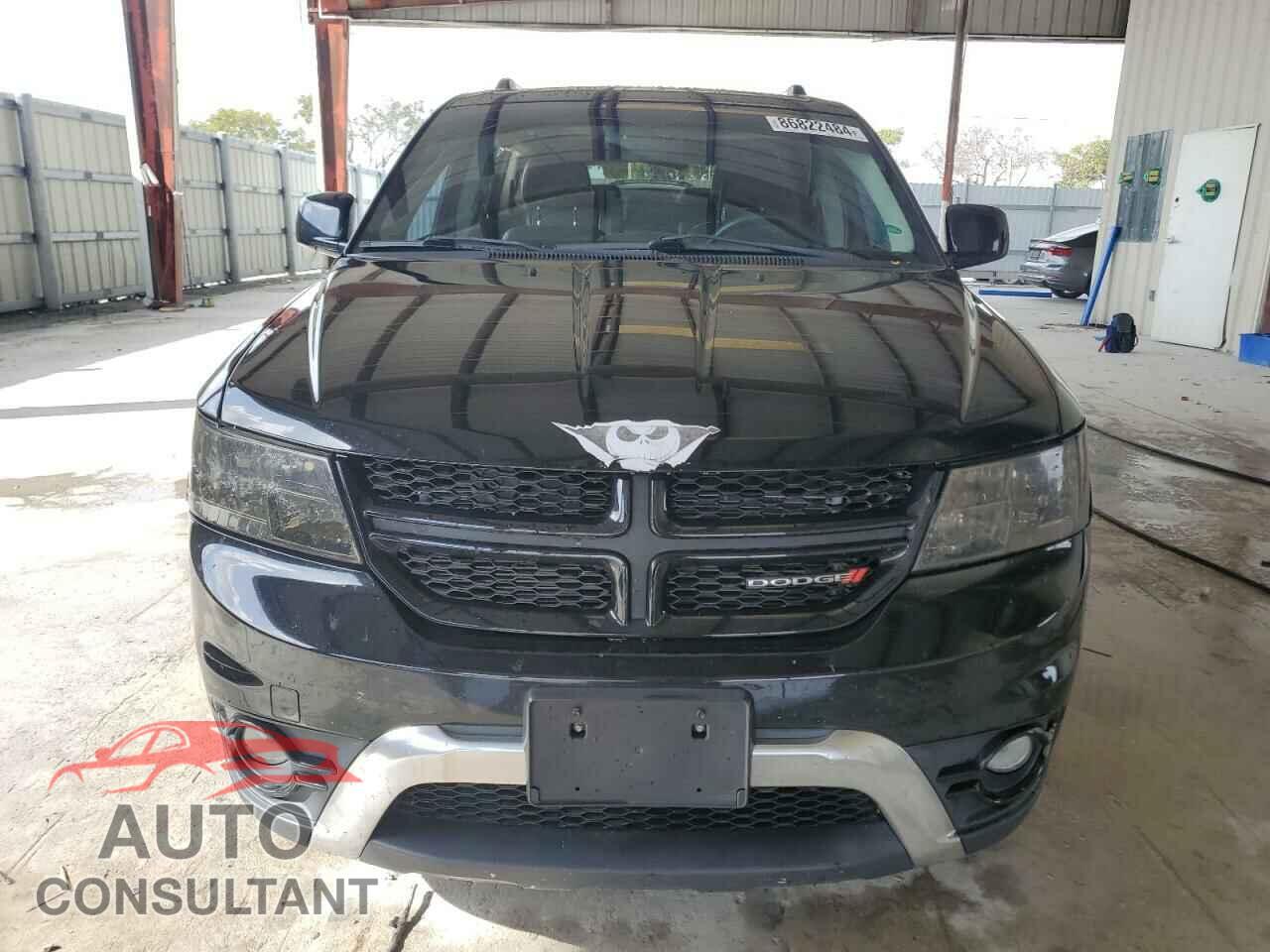 DODGE JOURNEY 2017 - 3C4PDCGB4HT675568