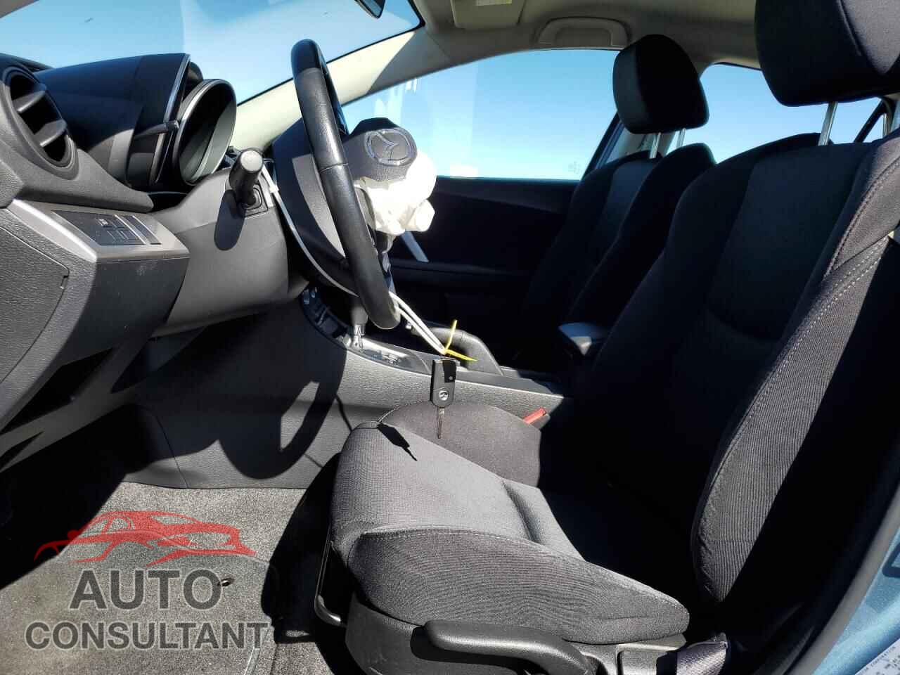 MAZDA MAZDA3 2011 - JM1BL1K69B1404807