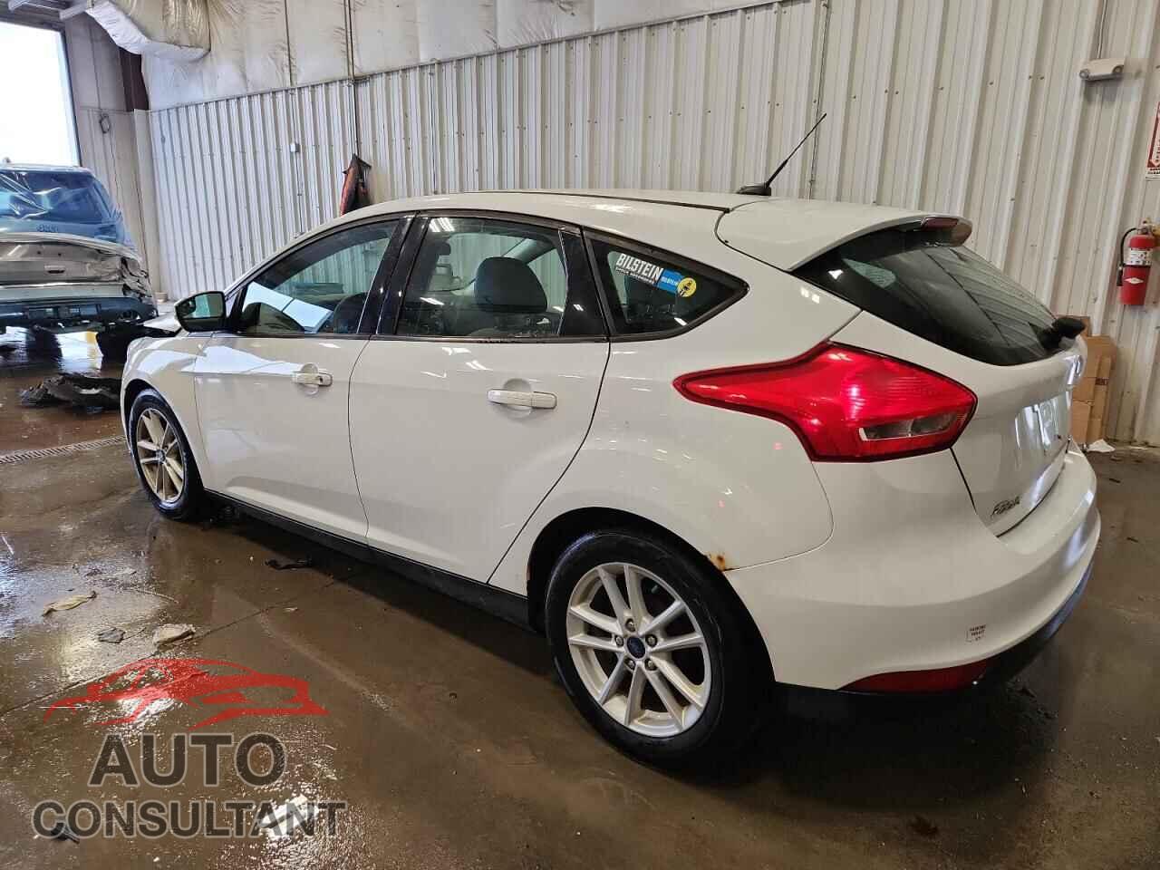 FORD FOCUS 2015 - 1FADP3K23FL317796