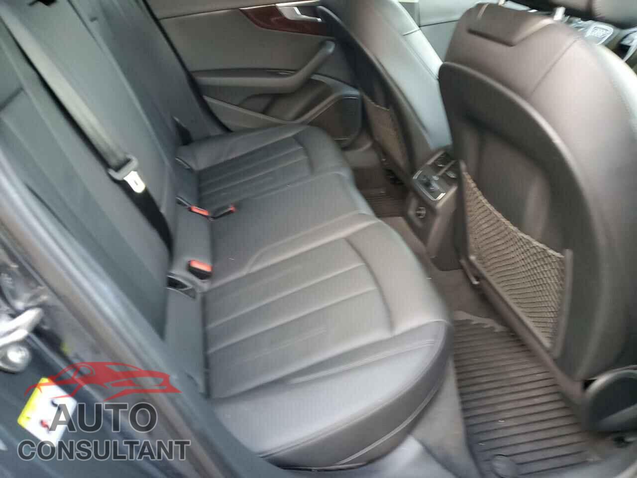 AUDI A4 2017 - WA18NBF47HA113048