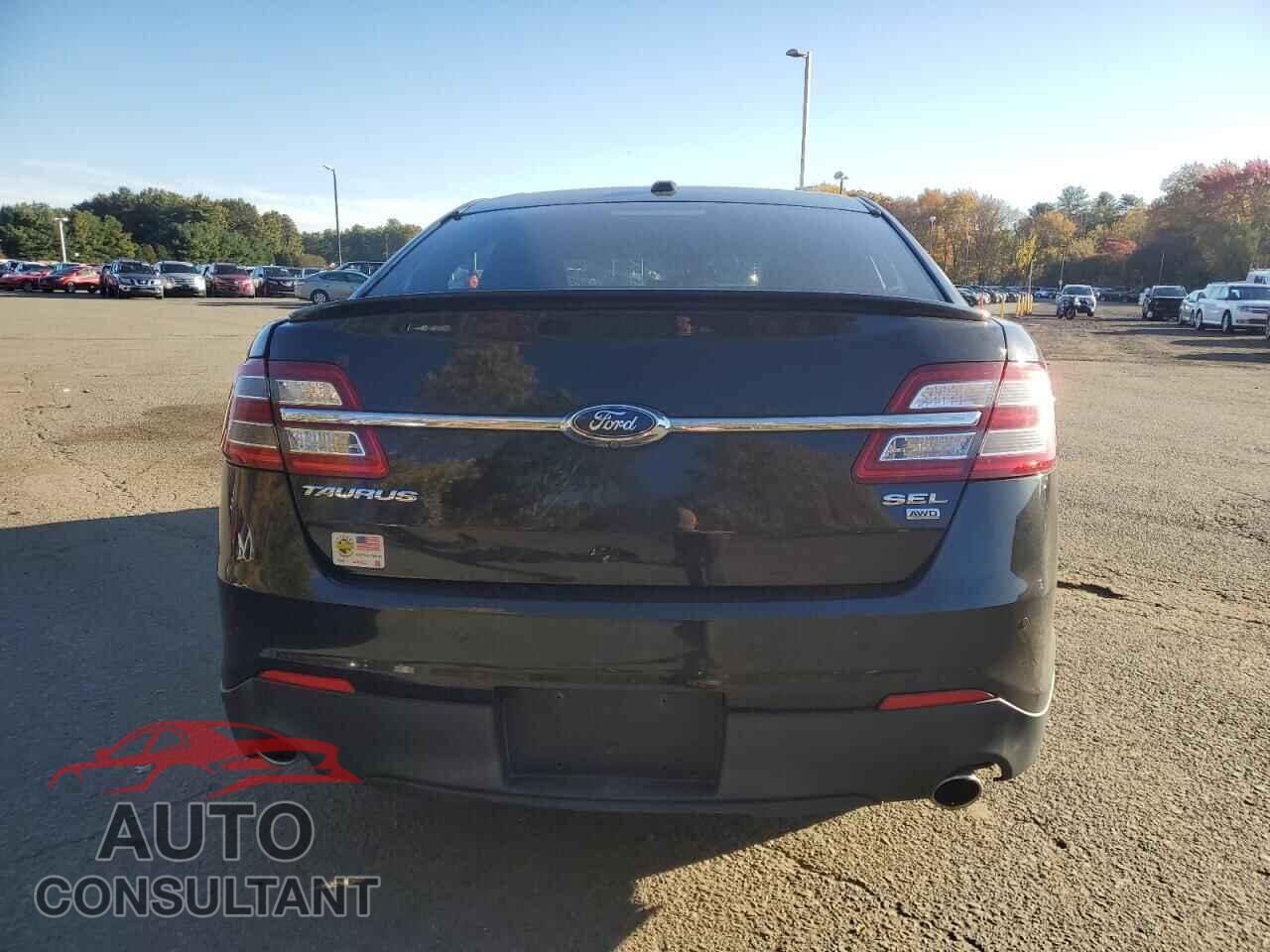 FORD TAURUS 2015 - 1FAHP2H89FG160775
