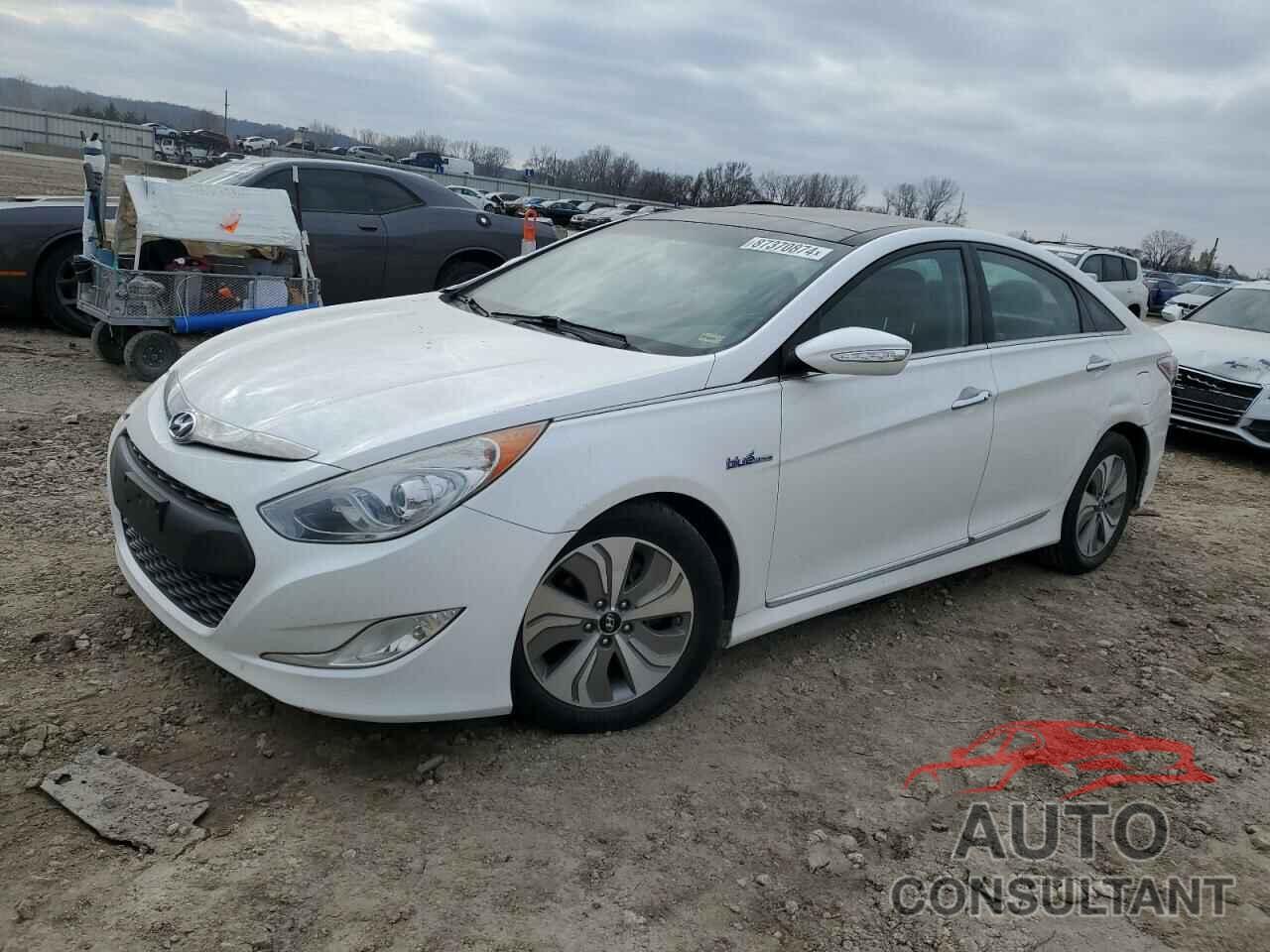 HYUNDAI SONATA 2015 - KMHEC4A47FA125291
