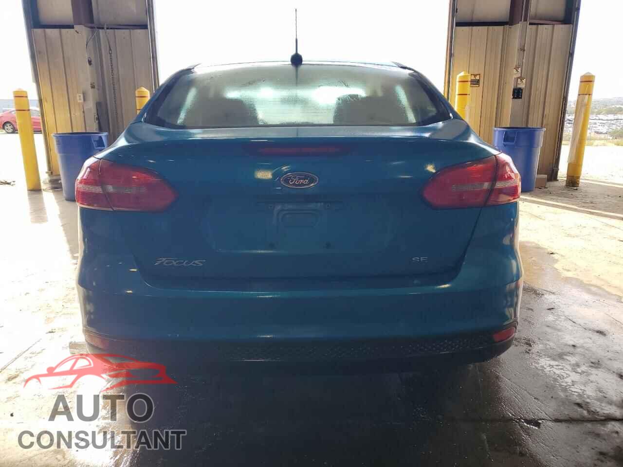 FORD FOCUS 2015 - 1FADP3F23FL381430