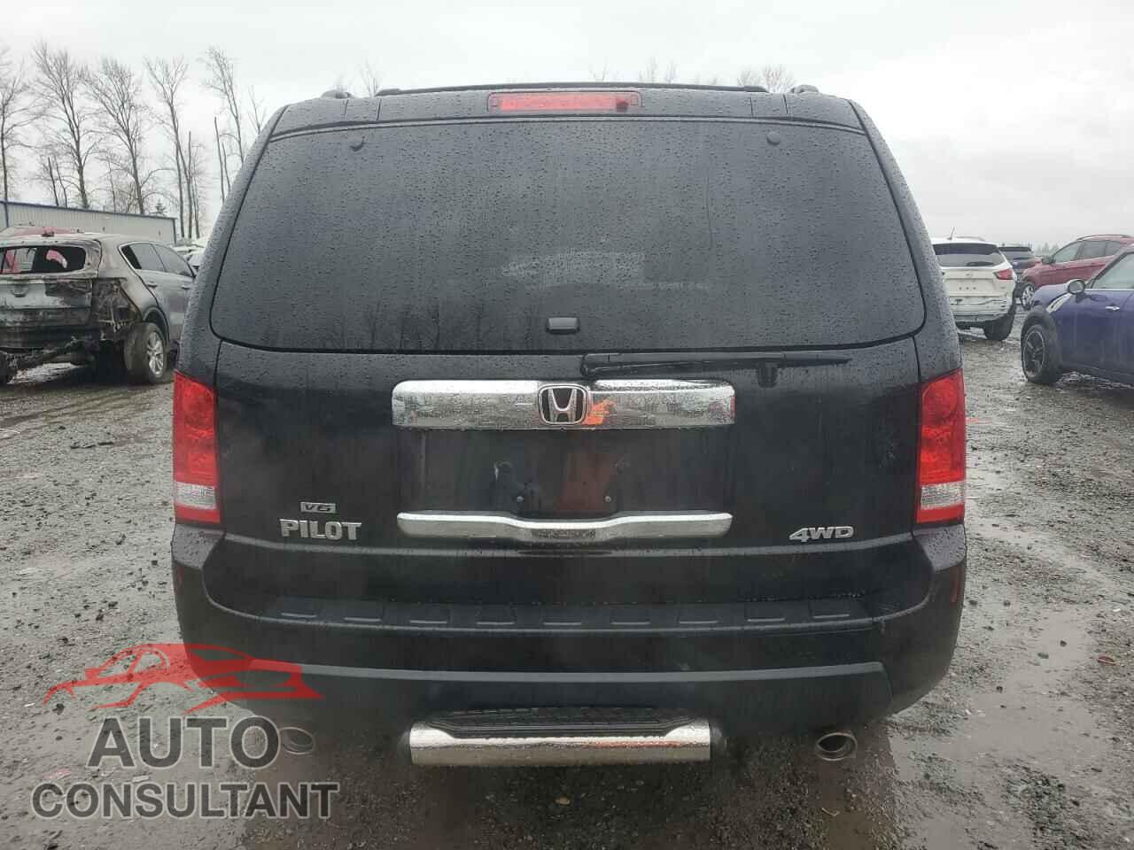 HONDA PILOT 2011 - 5FNYF4H66BB070995