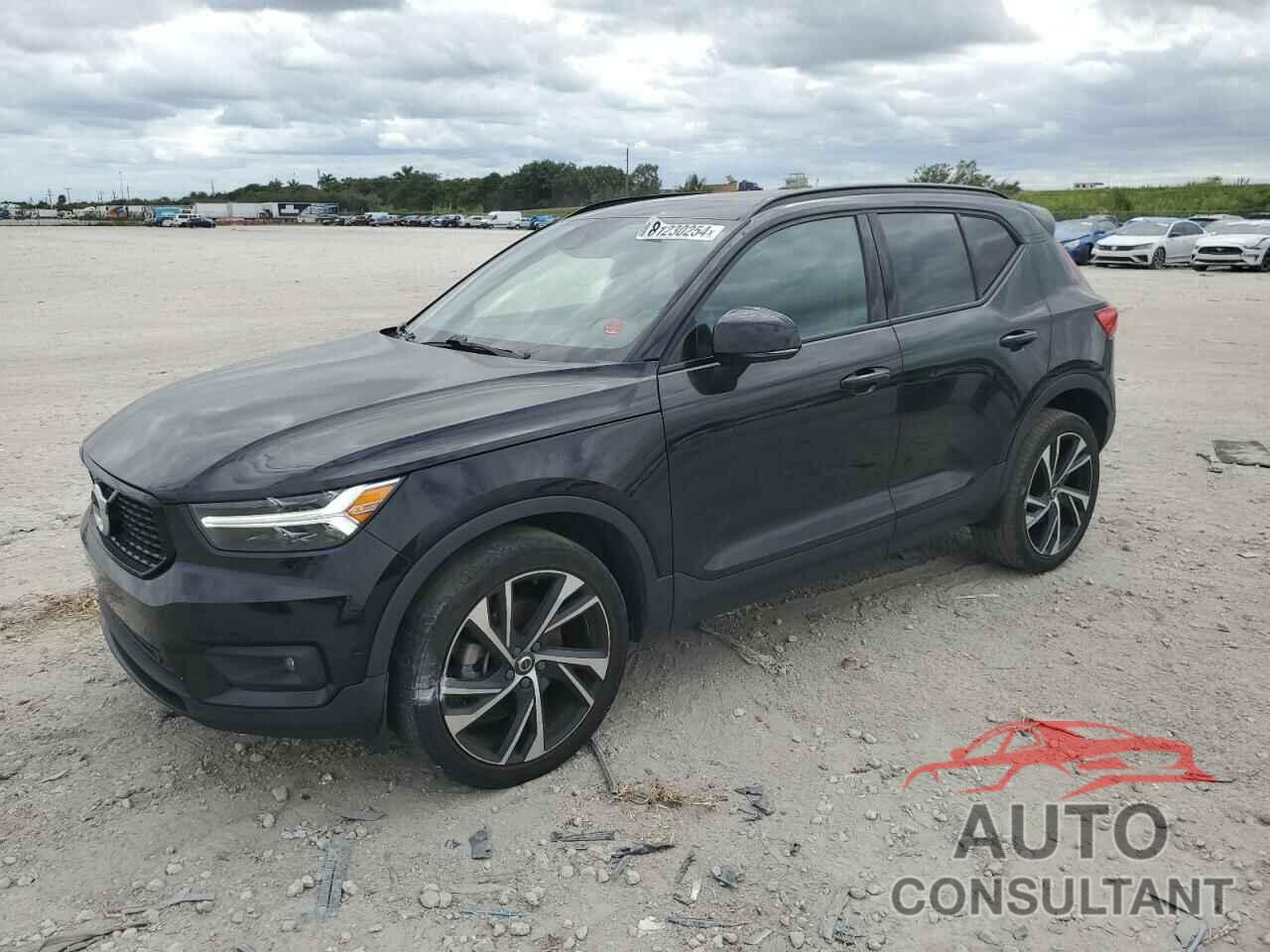VOLVO XC40 2019 - YV4162XZ1K2009216