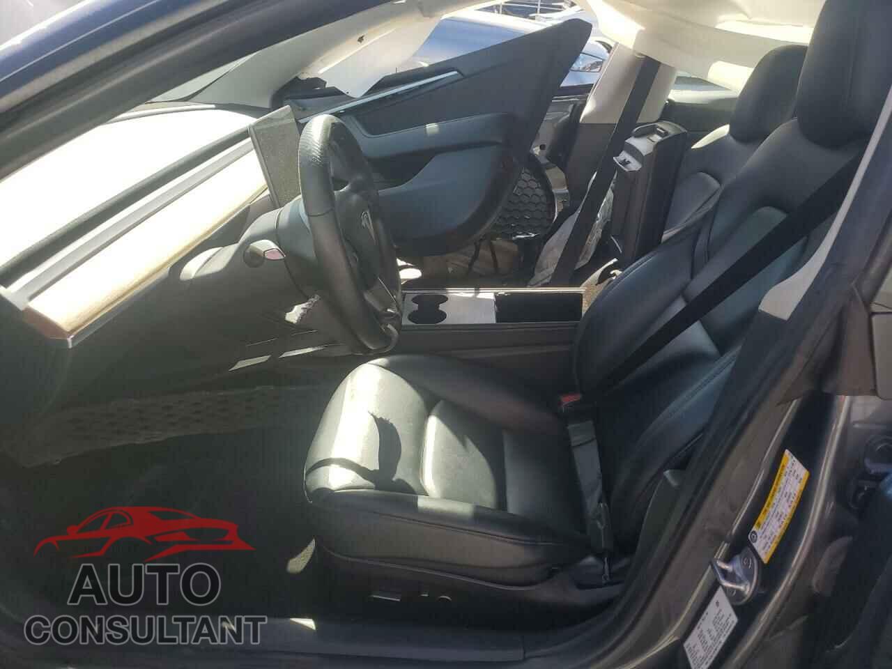TESLA MODEL 3 2022 - 5YJ3E1EA2NF371790