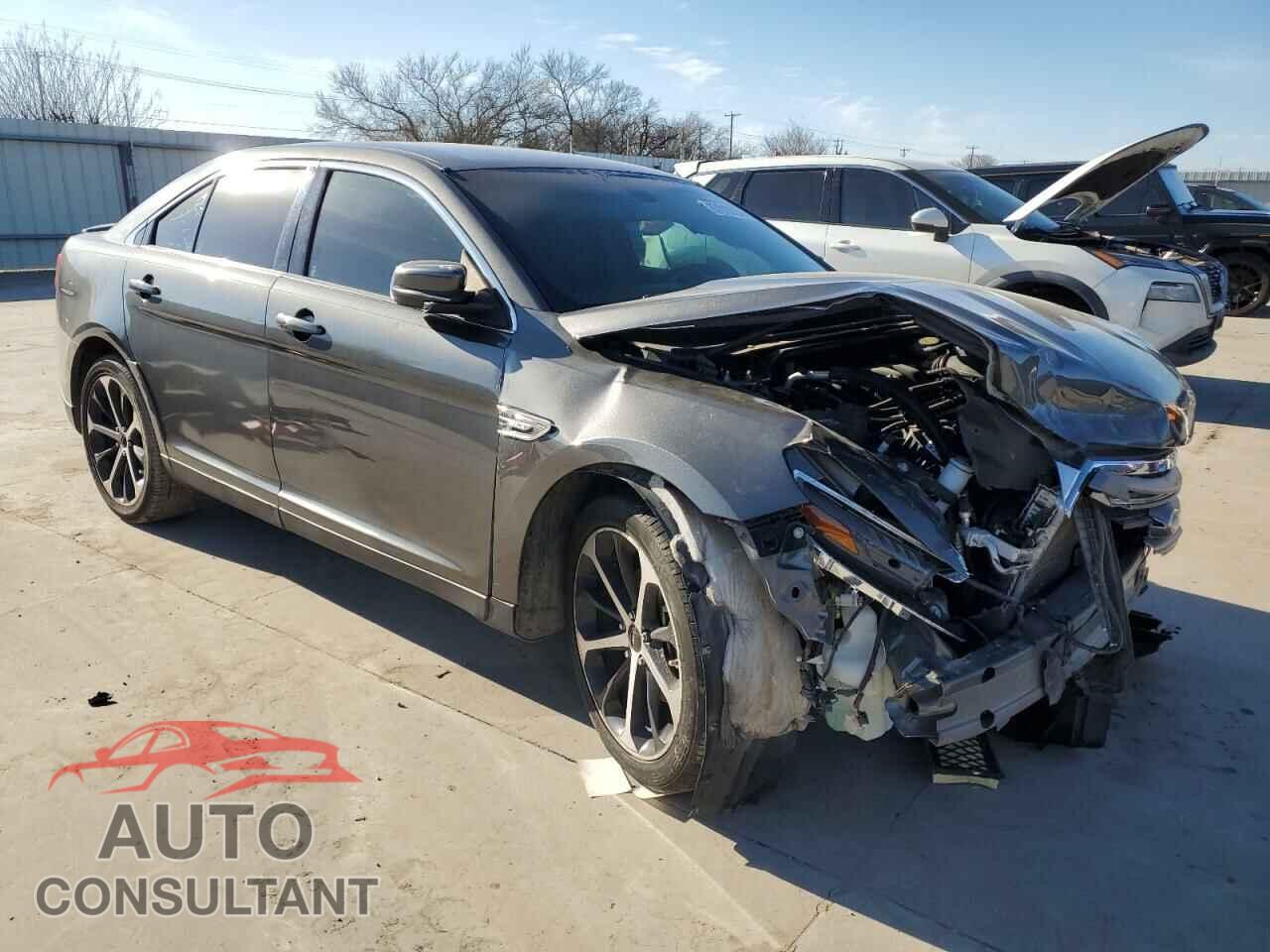 FORD TAURUS 2015 - 1FAHP2E83FG207187