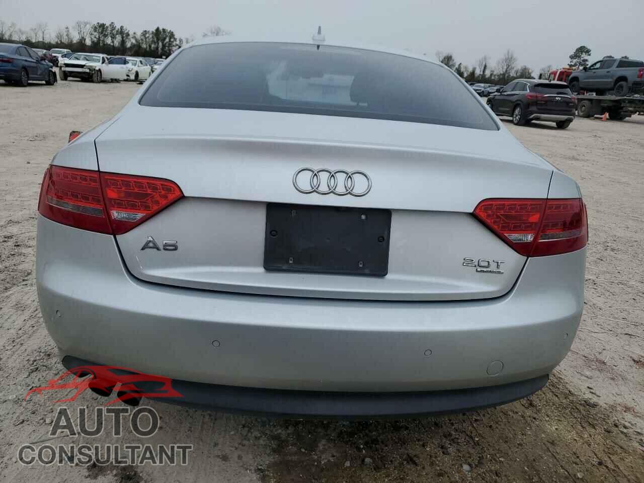 AUDI A5 2012 - WAUVFAFR7CA004199