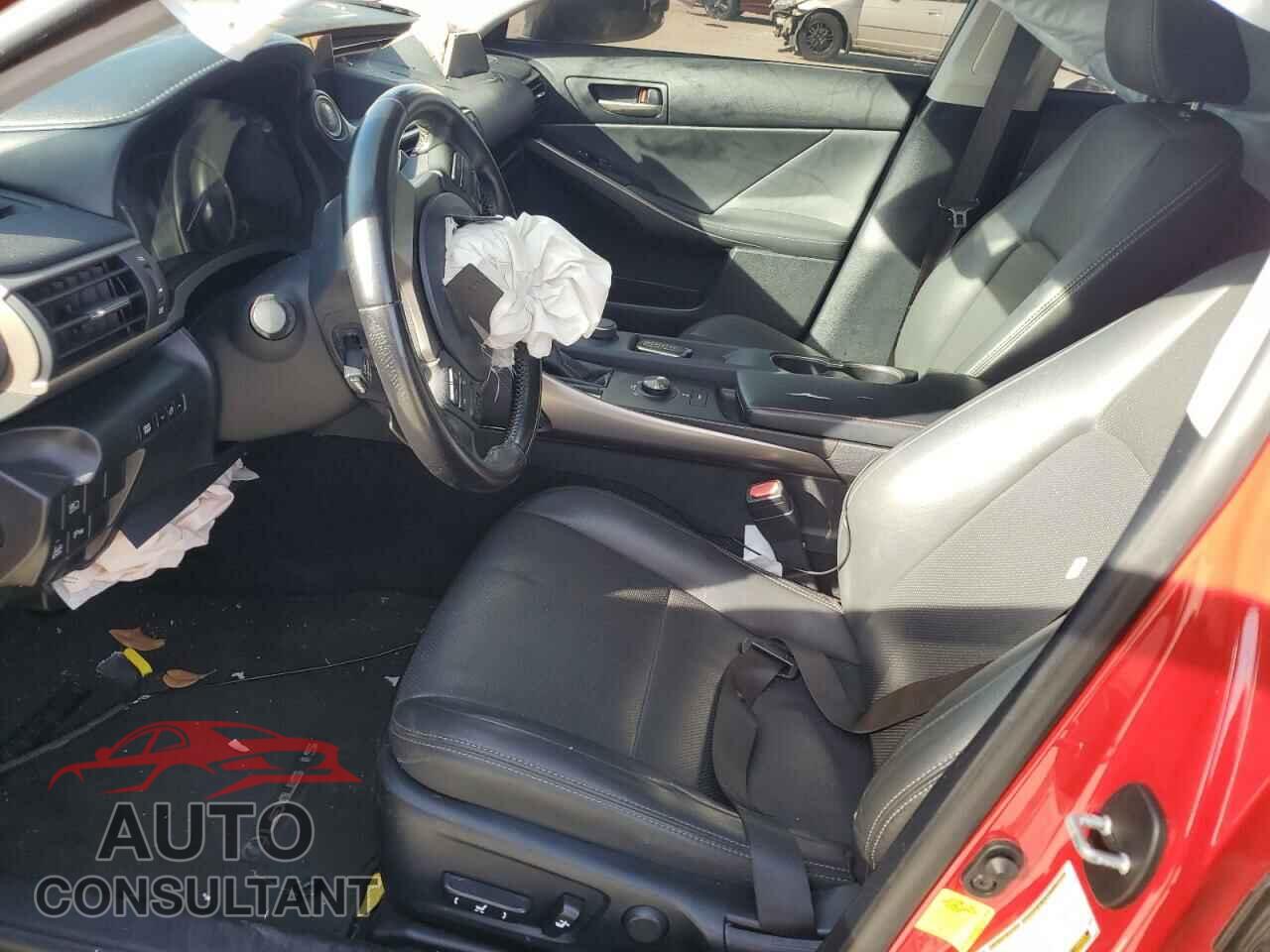 LEXUS IS 2017 - JTHBA1D25H5051210