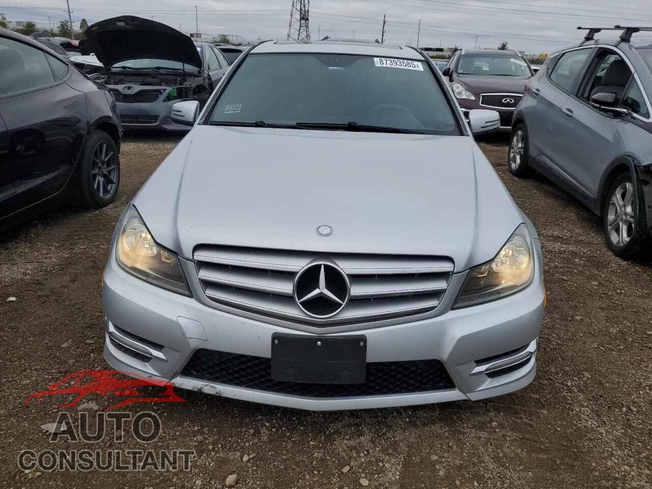 MERCEDES-BENZ C-CLASS 2012 - WDDGF8BB4CR192023