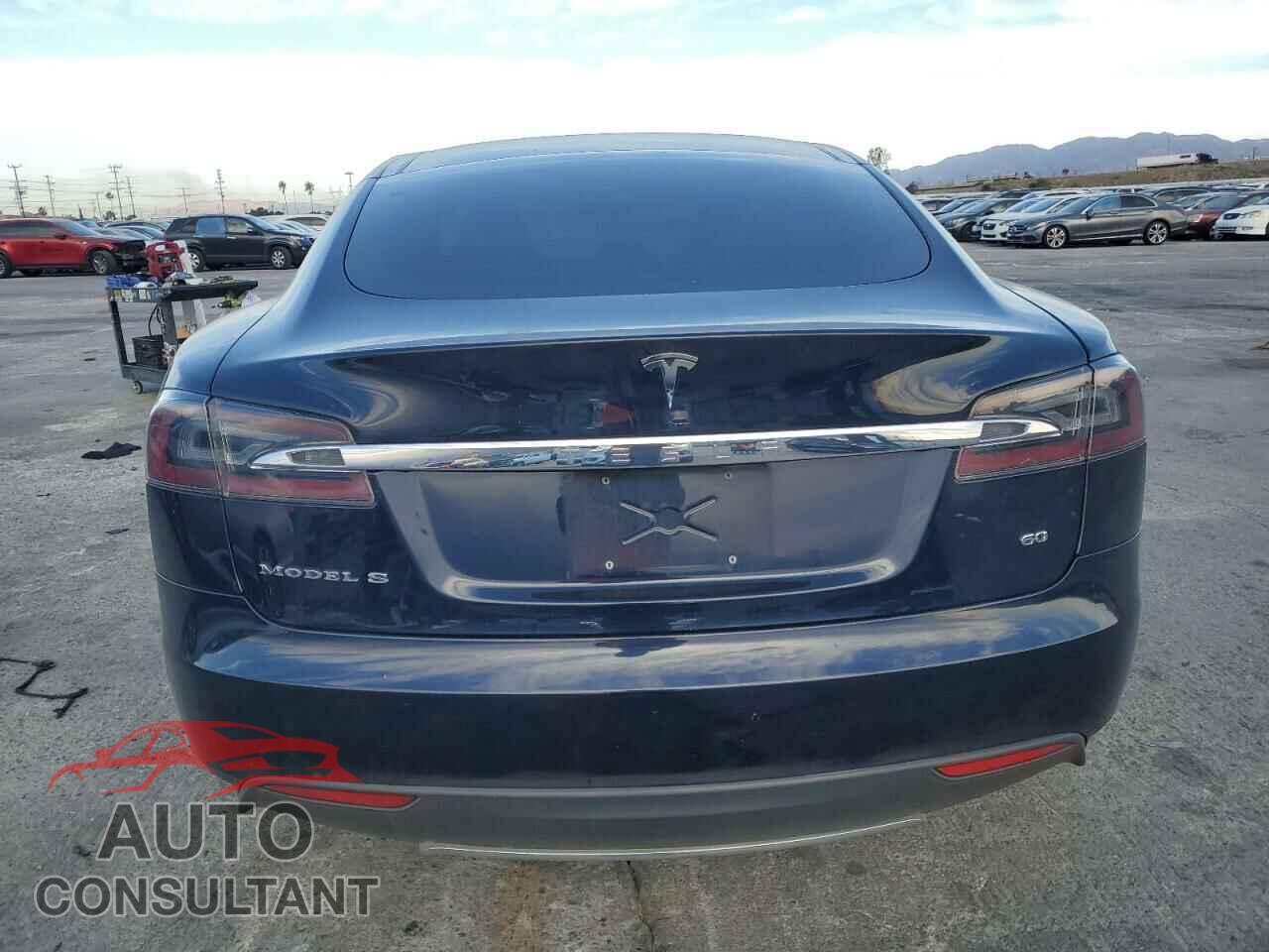 TESLA MODEL S 2014 - 5YJSA1S17EFP39263