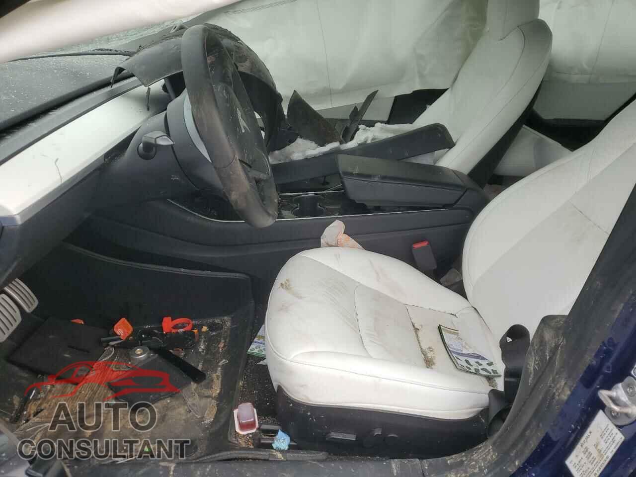 TESLA MODEL 3 2020 - 5YJ3E1EC5LF641951