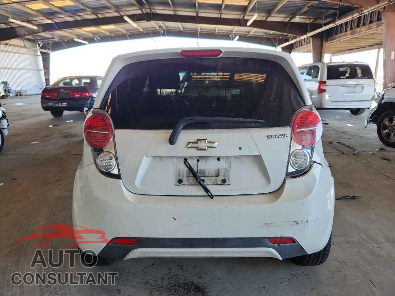 CHEVROLET SPARK 2015 - KL8CB6S95FC742738