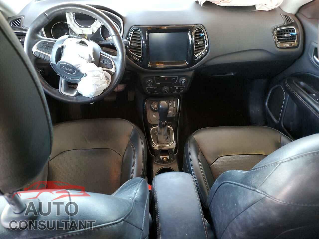 JEEP COMPASS 2019 - 3C4NJDCB8KT596178