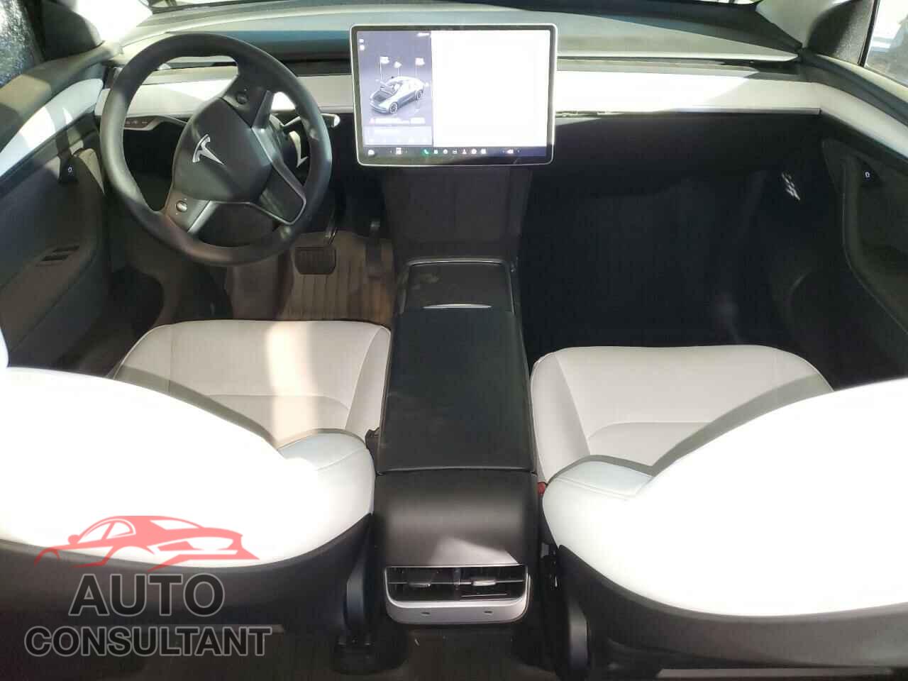 TESLA MODEL Y 2024 - 7SAYGDEE0RF006750