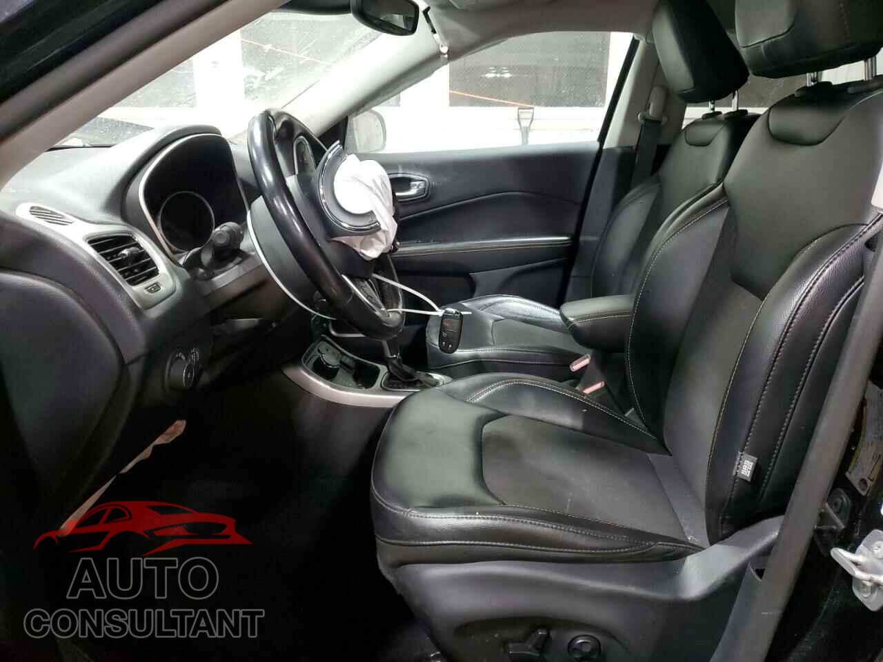 JEEP COMPASS 2020 - 3C4NJDBB2LT104943
