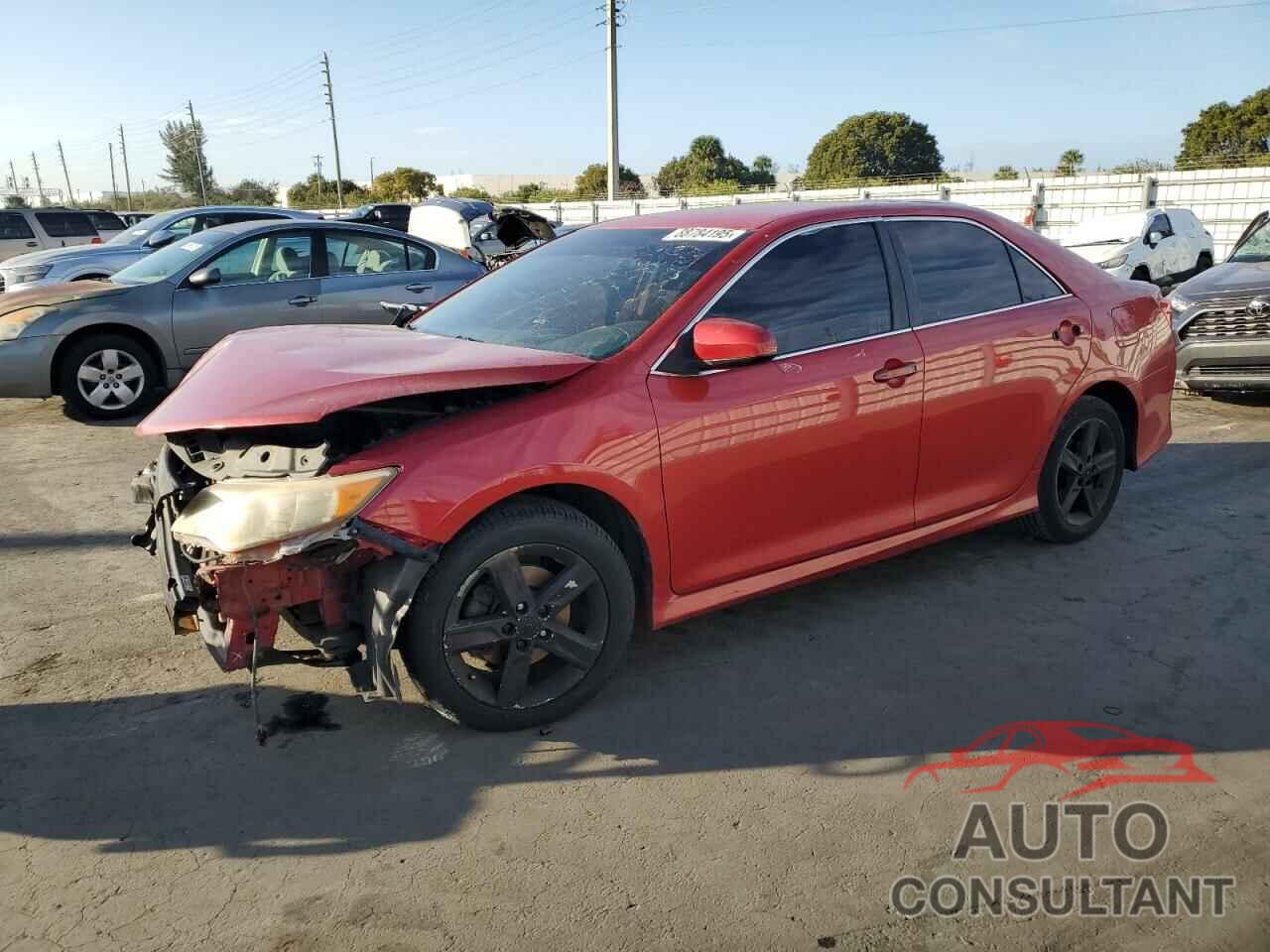 TOYOTA CAMRY 2013 - 4T1BF1FK2DU638220