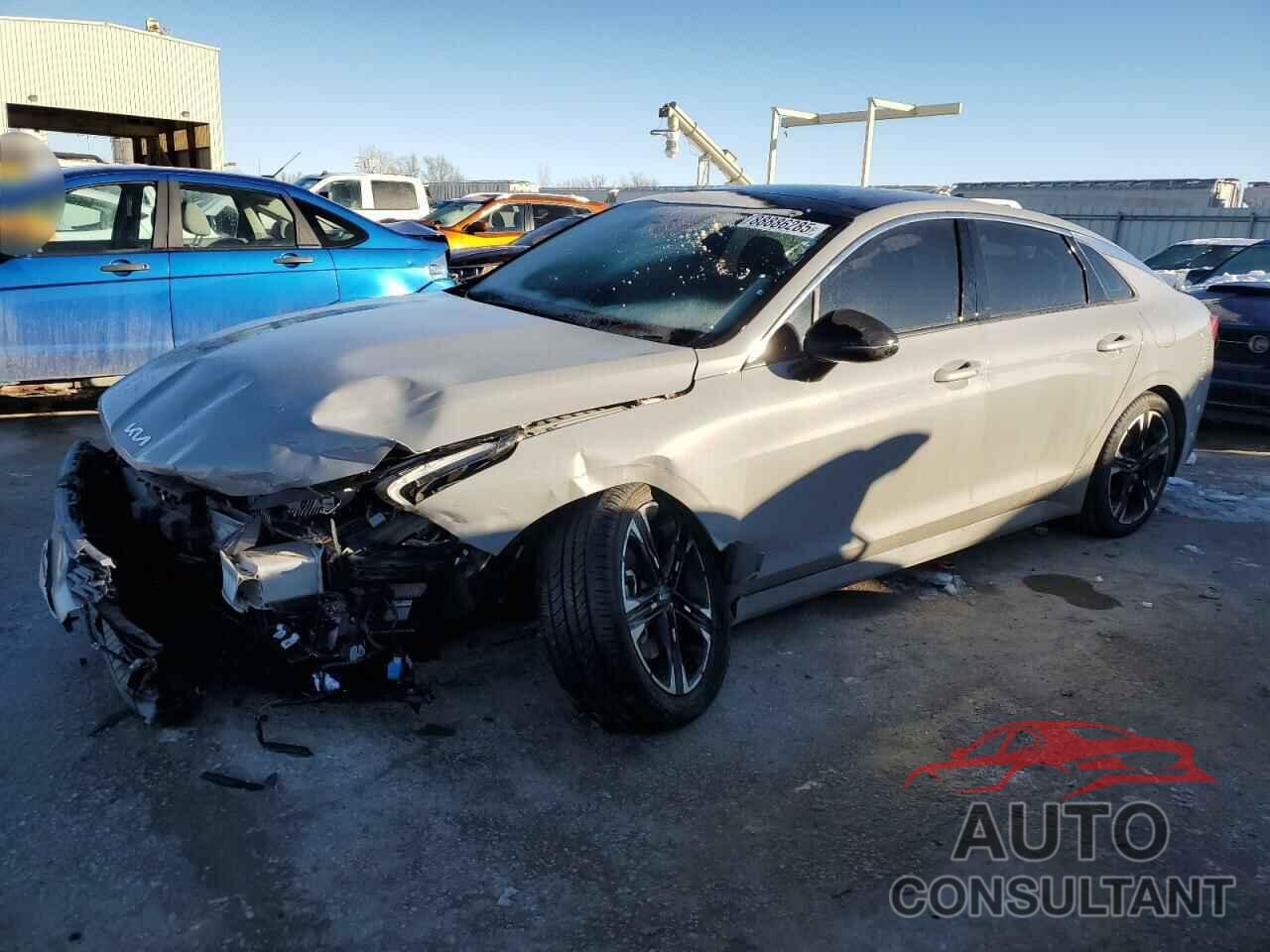 KIA K5 2023 - 5XXG64J28PG226431