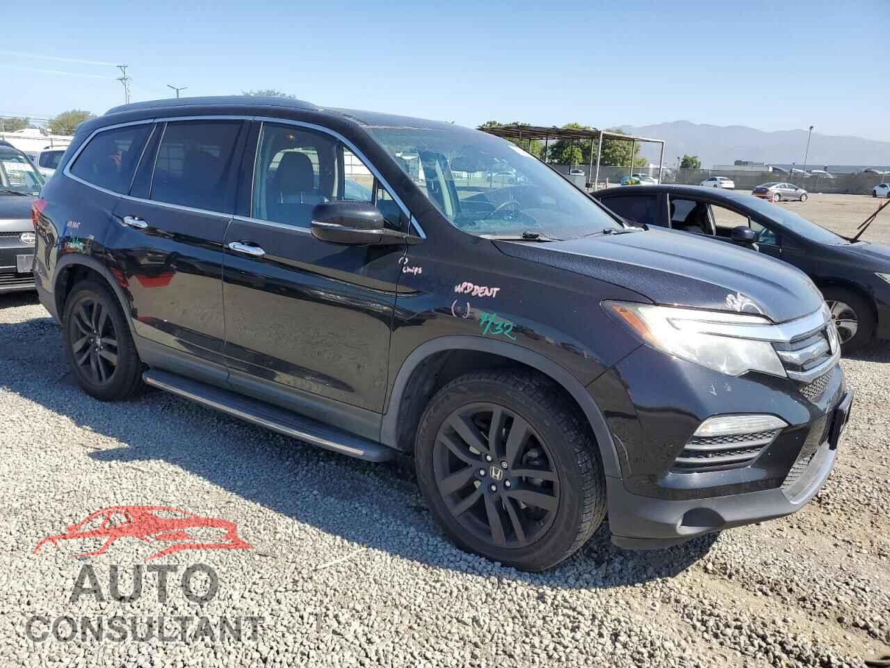 HONDA PILOT 2017 - 5FNYF6H04HB055282