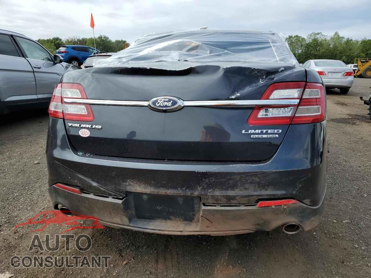 FORD TAURUS 2017 - 1FAHP2F86HG113189