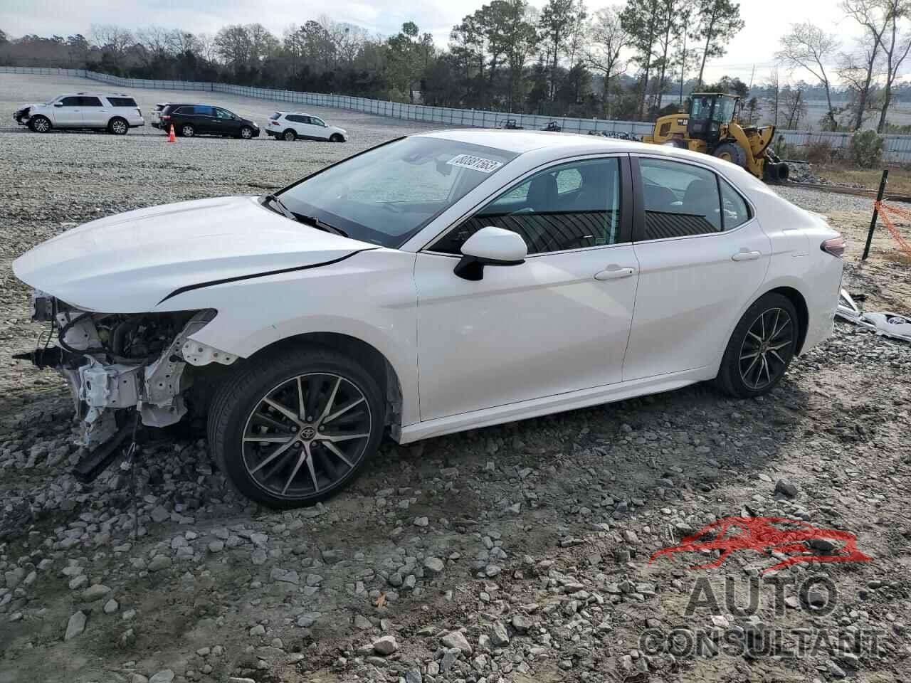 TOYOTA CAMRY 2021 - 4T1G11AK5MU473226