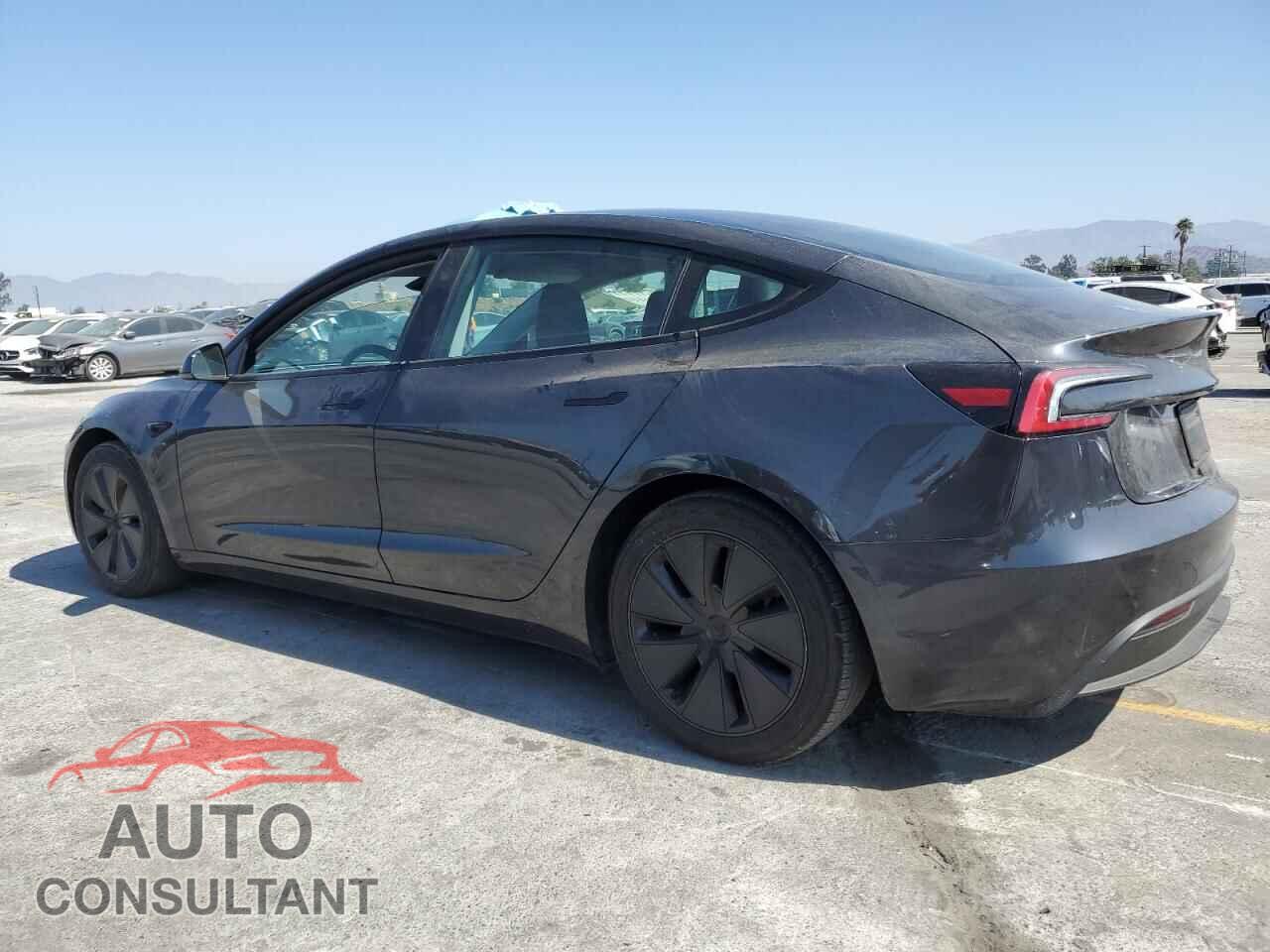TESLA MODEL 3 2024 - 5YJ3E1EB3RF735438