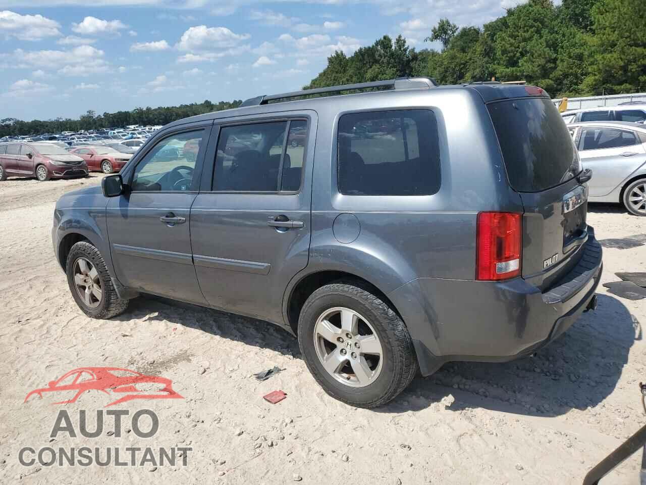 HONDA PILOT 2011 - 5FNYF3H6XBB031109