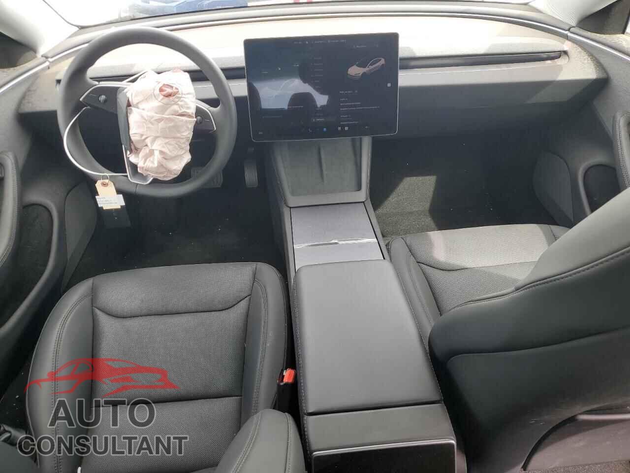 TESLA MODEL 3 2025 - 5YJ3E1EAXSF032500