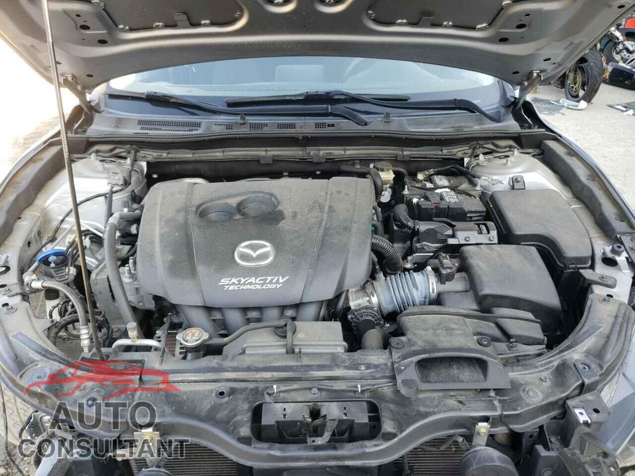 MAZDA 3 2017 - 3MZBN1U71HM100850
