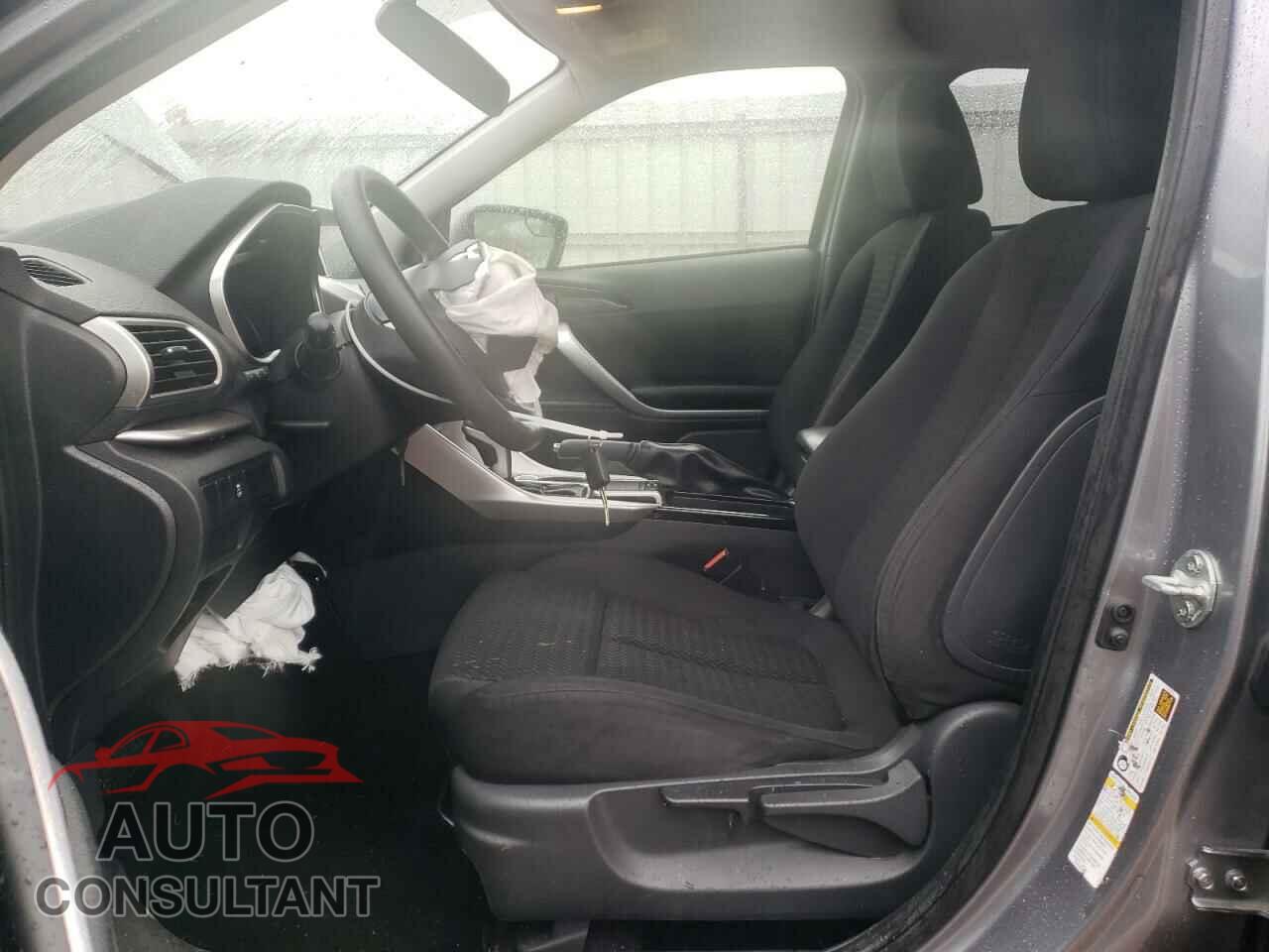 MITSUBISHI ECLIPSE 2018 - JA4AT4AA7JZ056129
