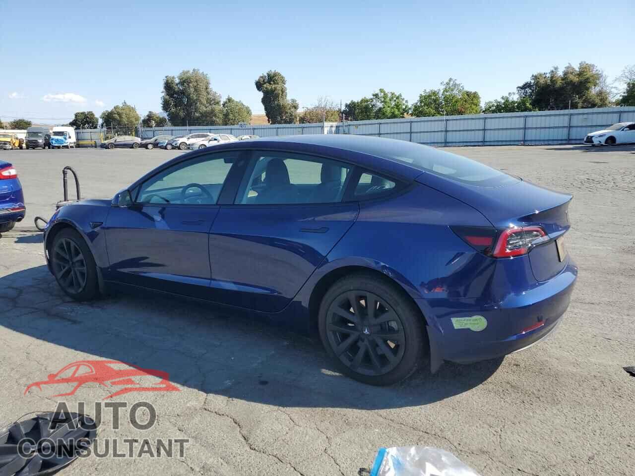 TESLA MODEL 3 2023 - 5YJ3E1EA0PF572977