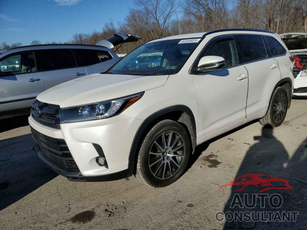 TOYOTA HIGHLANDER 2017 - 5TDJZRFH5HS386029