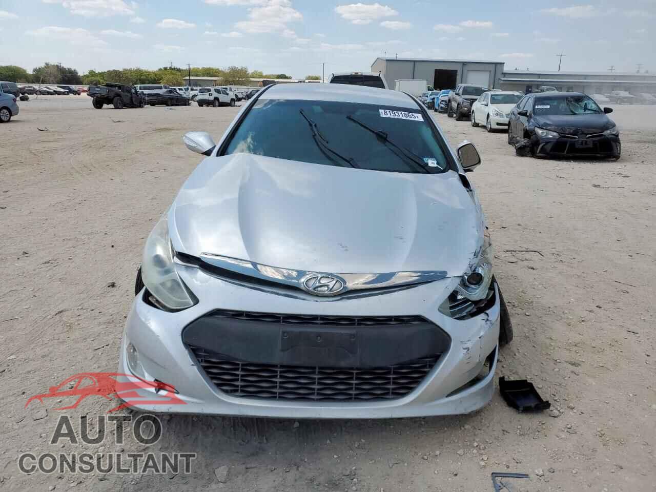 HYUNDAI SONATA 2011 - KMHEC4A40BA003897