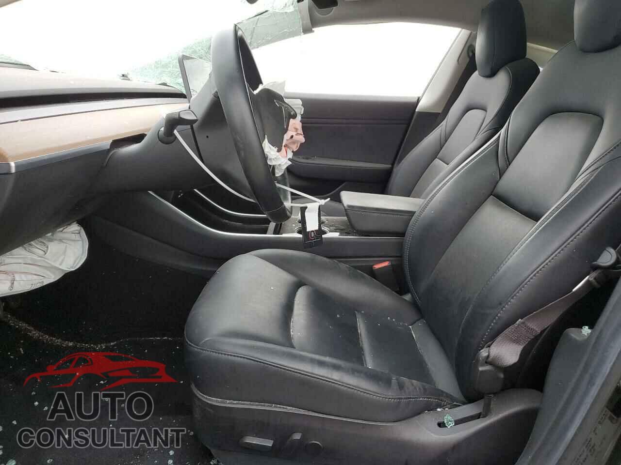 TESLA MODEL 3 2018 - 5YJ3E1EA6JF012517