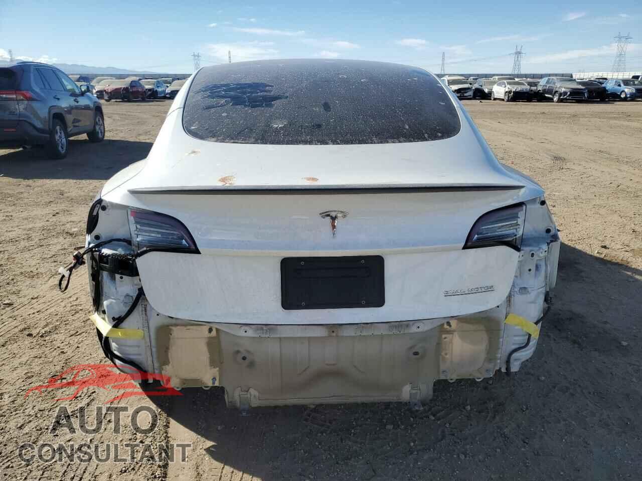 TESLA MODEL 3 2022 - 5YJ3E1EC9NF270019