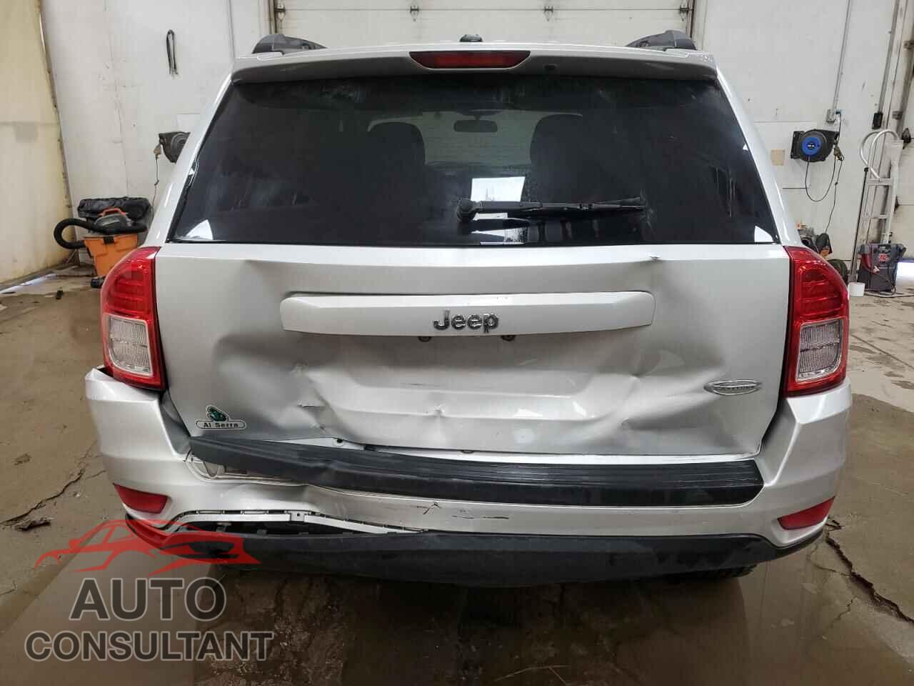 JEEP COMPASS 2011 - 1J4NT1FB6BD260856