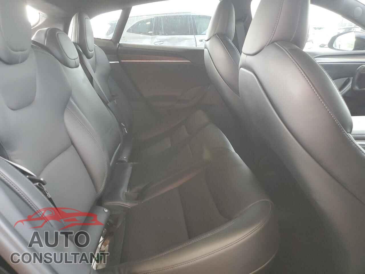 TESLA MODEL S 2021 - 5YJSA1E50MF441005