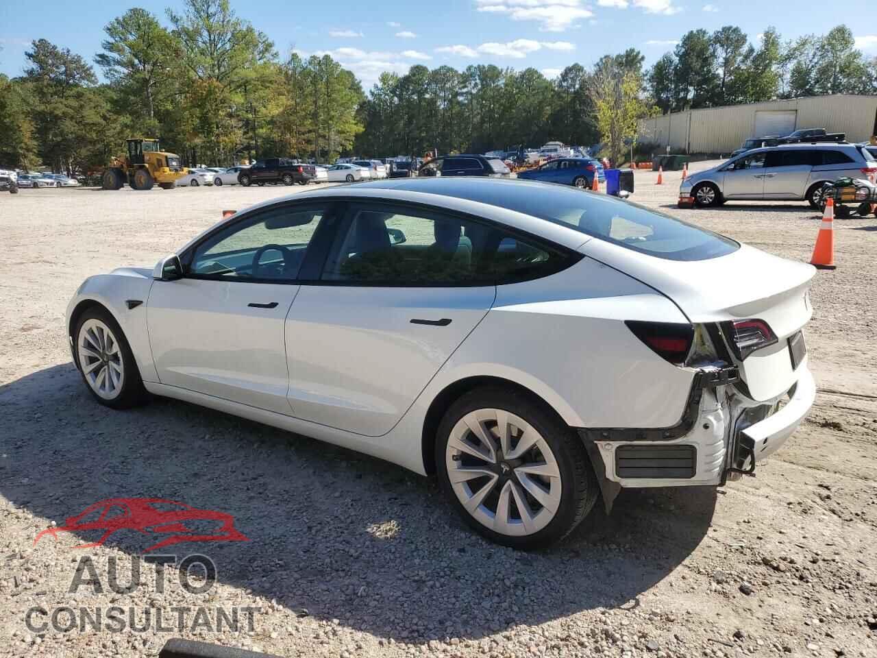 TESLA MODEL 3 2023 - 5YJ3E1EAXPF495311
