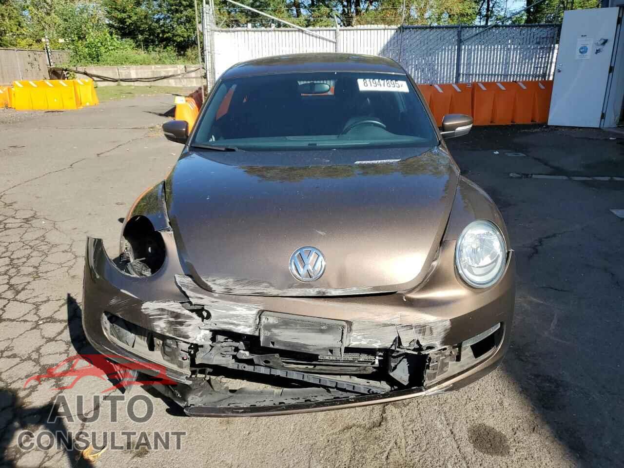VOLKSWAGEN BEETLE 2012 - 3VWJP7AT2CM642218