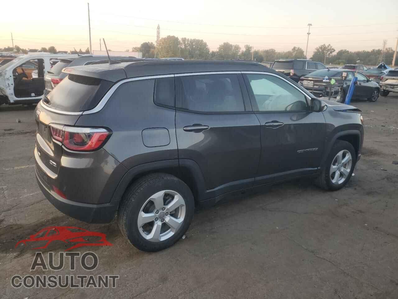 JEEP COMPASS 2019 - 3C4NJDBB5KT600642
